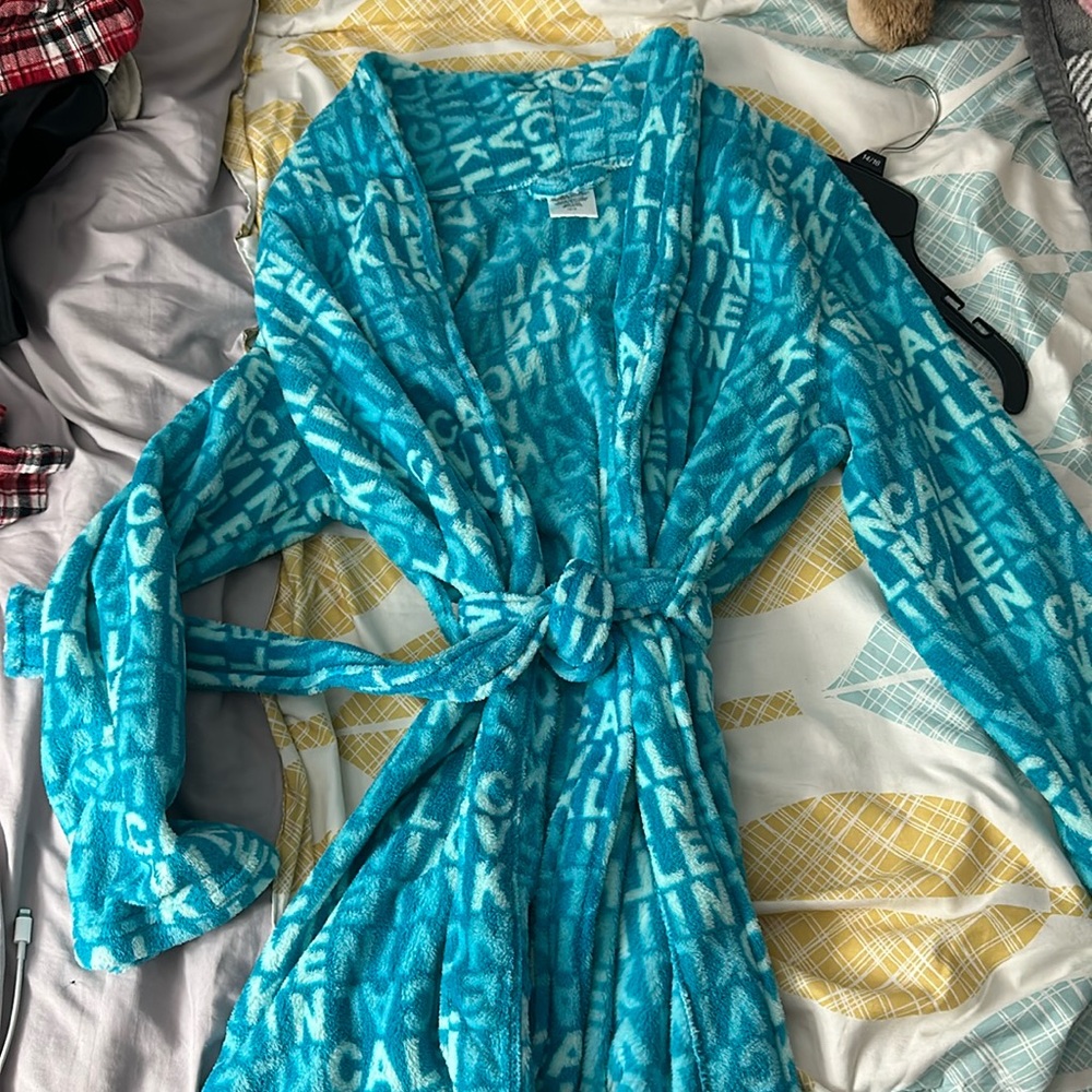Calvin Klein robe